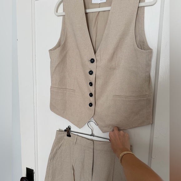 Zara Linen Set - Picture 2 of 6